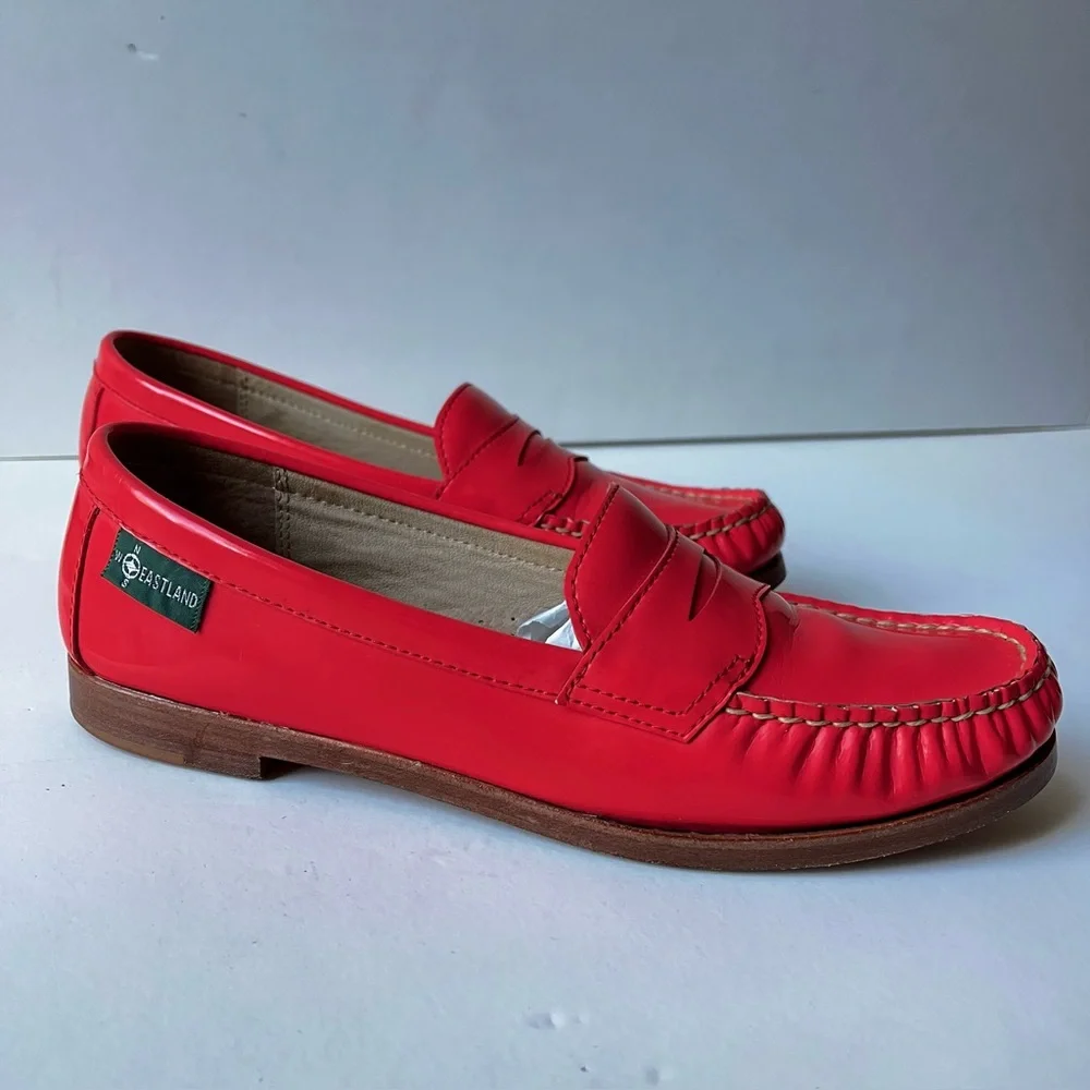 EASTLAND• Chandler Coral Patent Leather Loafers•Sz 8
